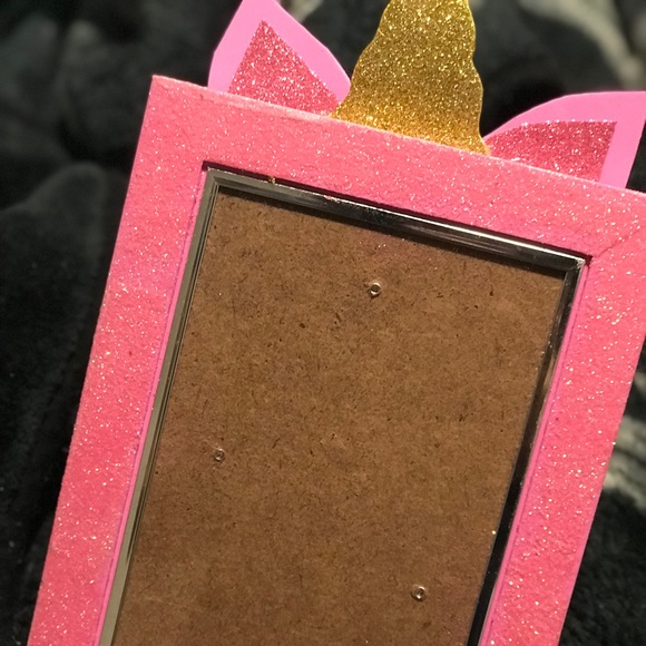 Unicorn Decor PRICE IS NOT WHAT IS LISTED - Picture 4 of 5